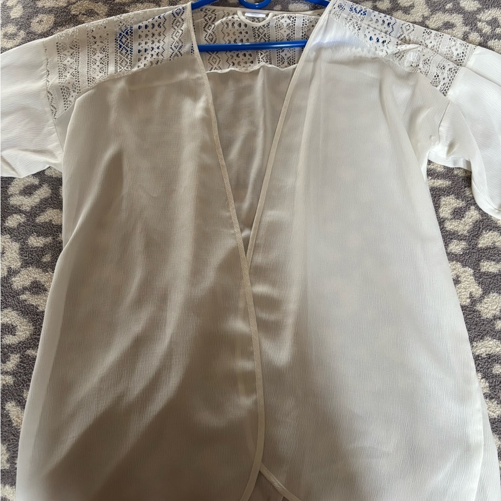 Apt. 9 White Lace Accent Tunic - Picture 4 of 6